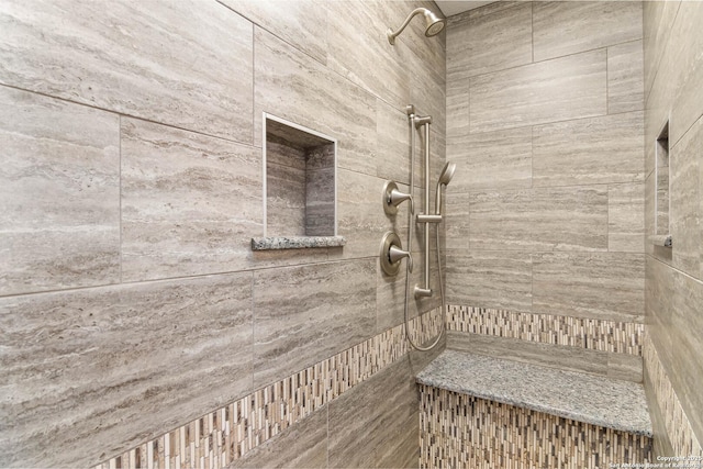 2610 Plum Holw, San Antonio, TX 78258 - full bathroom featuring a tile shower