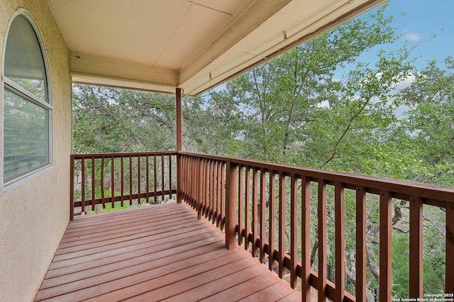 522 Mesa Rdg, San Antonio, TX 78258 - view of wooden terrace