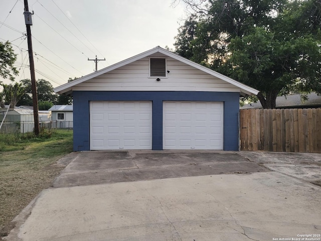 258 Galway, San Antonio, TX 78223 - view of detached garage