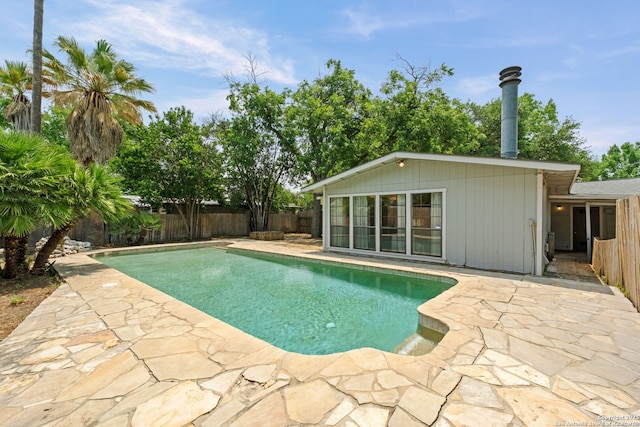 219 Ridgehaven, San Antonio, TX 78209 - view of pool featuring a patio area and a fenced backyard