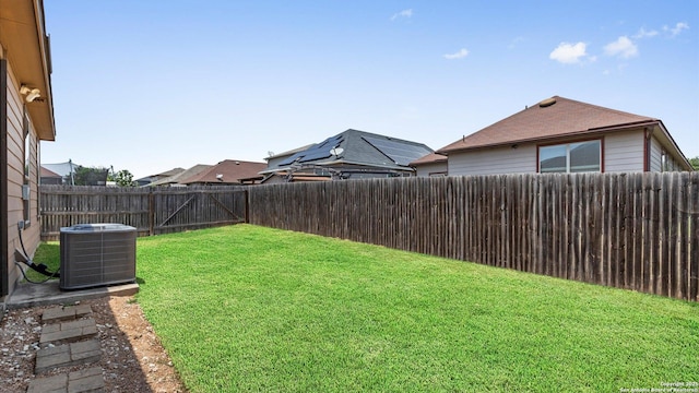 4527 Southton Way, San Antonio, TX 78223 - view of yard featuring central AC