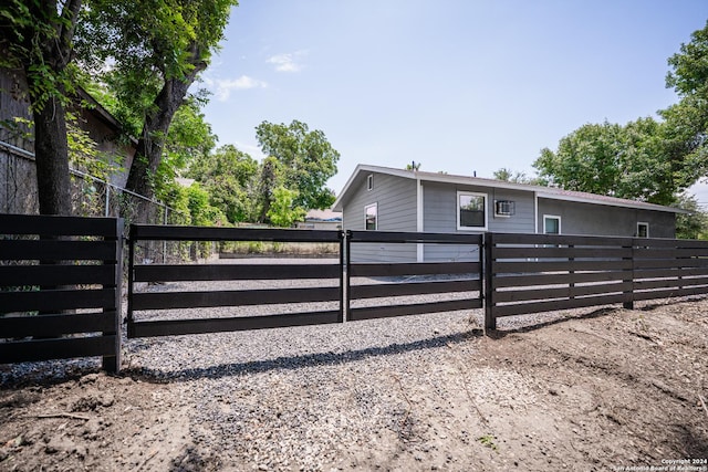555 Hansford, San Antonio, TX 78210 - view of home's exterior