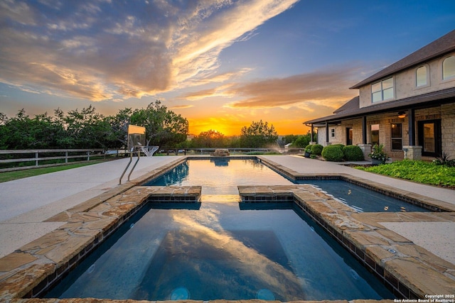 154 Lake View Dr, Boerne, TX 78006 - outdoor pool featuring an in-ground hot tub and a patio
