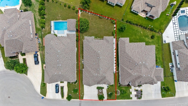 17918 Cantera Ct, San Antonio, TX 78255 - aerial overview of property's location featuring property boundaries highlighted and a pool