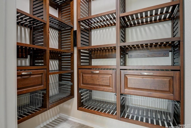 913 Pipe Gate, Cibolo, TX 78108 - detailed view of baseboards