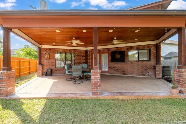 14211 Edge Pt, San Antonio, TX 78230 - view of patio / terrace featuring a ceiling fan