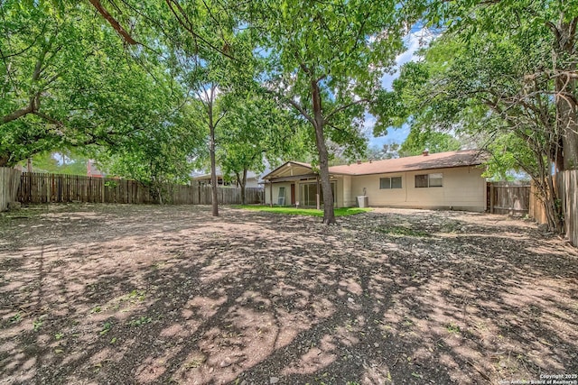 3206 Bluefield, San Antonio, TX 78230 - view of fenced backyard
