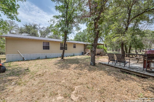 22337 Red Sand, San Antonio, TX 78264 - view of yard featuring a wooden deck