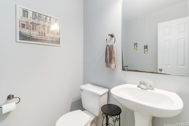 11807 Amber Tree, San Antonio, TX 78254 - half bath with toilet and a sink