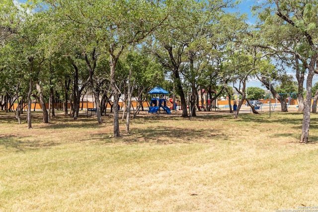 11807 Amber Tree, San Antonio, TX 78254 - view of green lawn