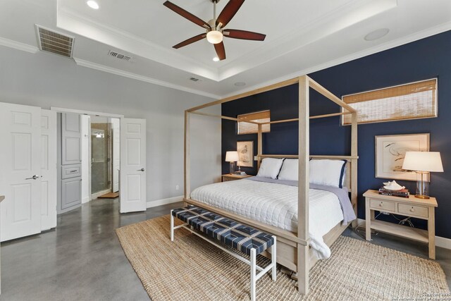 810 Pinnacle, New Braunfels, TX 78132 - bedroom featuring a tray ceiling, crown molding, concrete flooring, baseboards, and recessed lighting