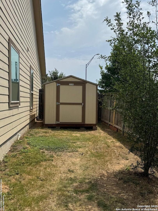 5726 Ivans Farm, San Antonio, TX 78244 - view of yard