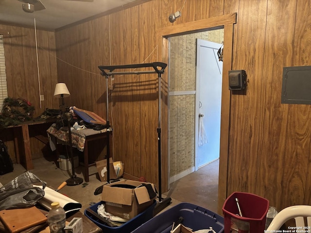 1927 Lee Hall, San Antonio, TX 78201 - exercise area featuring wooden walls and electric panel