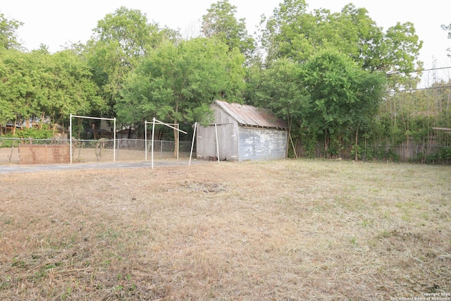 418 Cavalier, San Antonio, TX 78225 - view of yard
