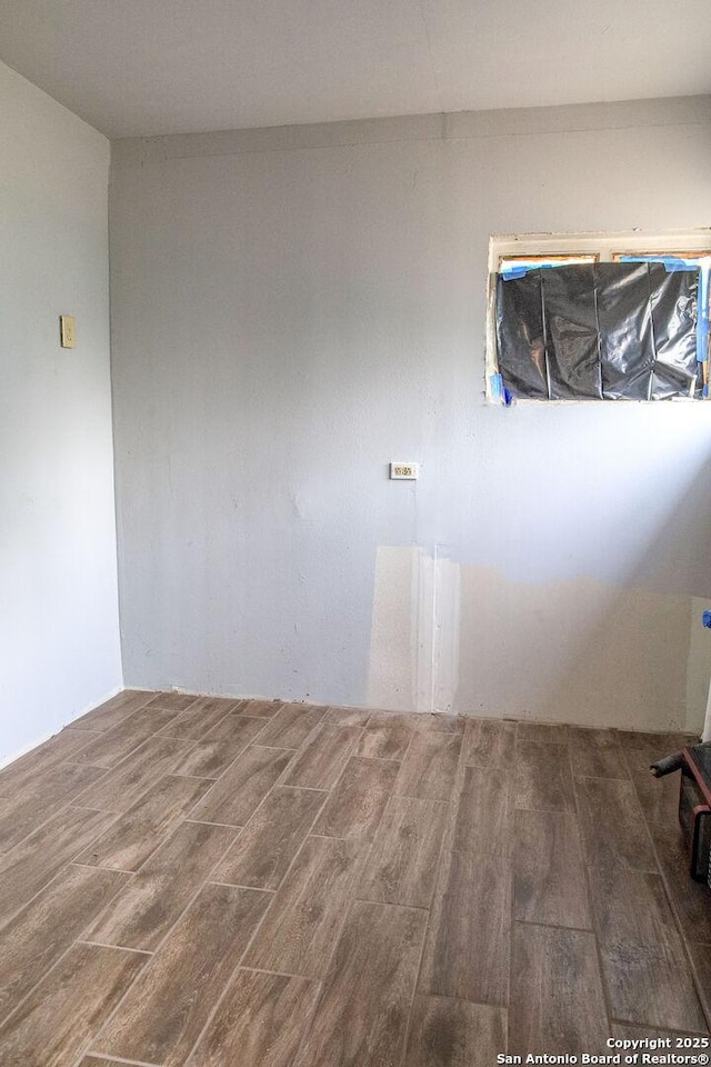 418 Cavalier, San Antonio, TX 78225 - unfurnished room with wood finished floors
