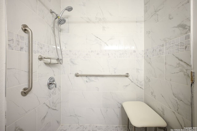 3258 Twining, San Antonio, TX 78211 - full bath with a tile shower