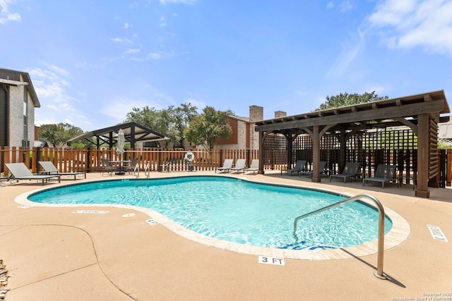 2718 Old Field Dr Unit 101, San Antonio, TX 78247 - community pool with a patio area