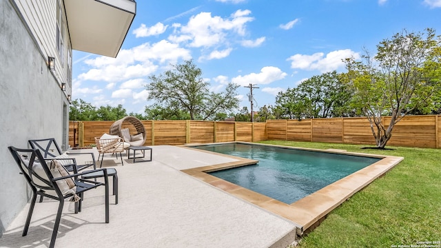 3140 Westview Dr, Canyon Lake, TX 78133 - view of swimming pool with a patio
