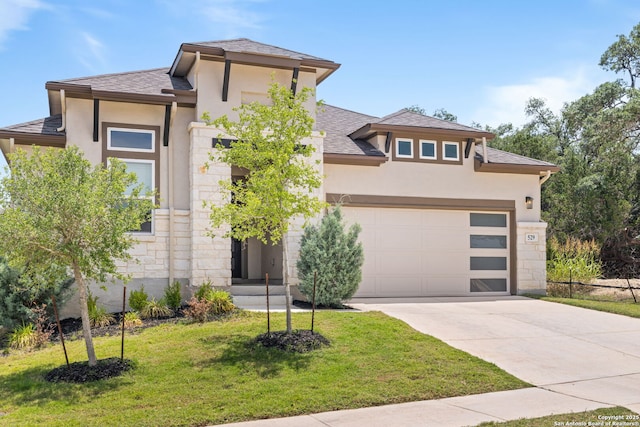 529 Huntwick, Boerne, TX 78006 - prairie-style house with concrete driveway, stucco siding, and a front lawn