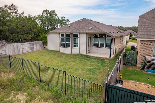 529 Huntwick, Boerne, TX 78006 - back of property featuring a patio and roof with shingles