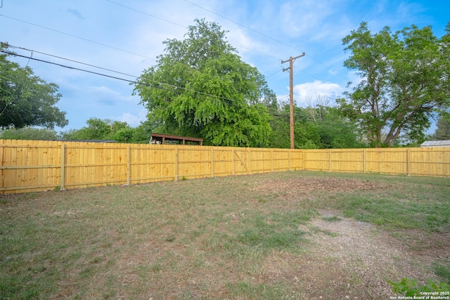 206 Scott, Universal City, TX 78148 - view of fenced backyard