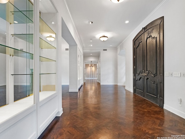 100 Tomahawk Hl, Country Village, TX 78232 - foyer with crown molding, baseboards, and recessed lighting