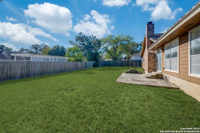 2514 Silver Rdg, San Antonio, TX 78232 - view of yard featuring a patio area