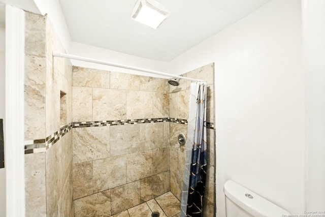 7122 Brecon, San Antonio, TX 78239 - bathroom featuring toilet and a tile shower