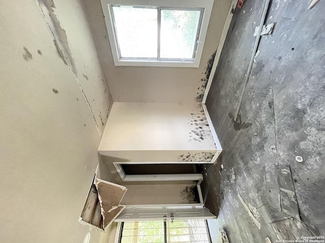 726 Price, San Antonio, TX 78211 - interior space