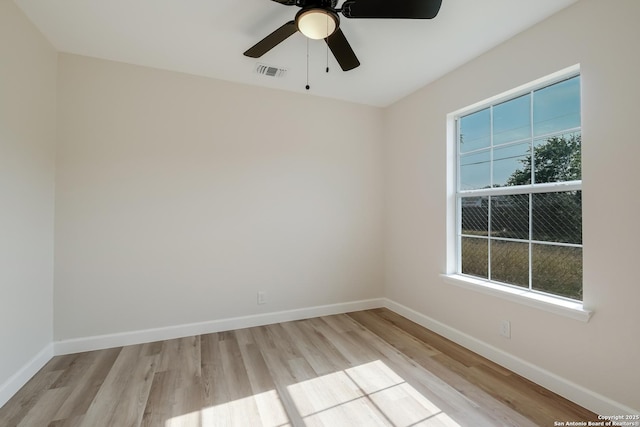 7811 Stagecoach, San Antonio, TX 78227 - unfurnished room featuring light wood-type flooring, baseboards, and ceiling fan