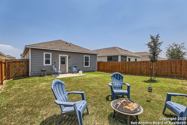14370 Palm, San Antonio, TX 78253 - back of house featuring a fire pit and a patio area