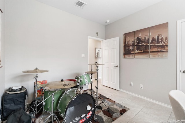 422 42nd, San Antonio, TX 78237 - playroom with tile patterned floors and baseboards
