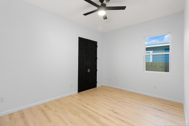 1422 Sherman, San Antonio, TX 78202 - empty room with a ceiling fan, wood finished floors, and baseboards