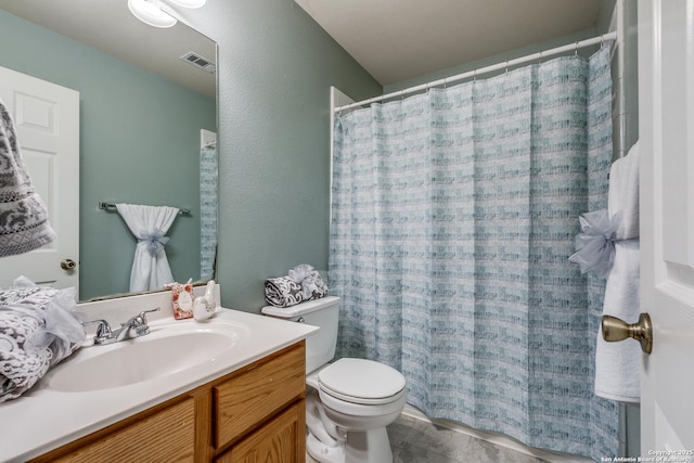 12707 Avens Arbor, San Antonio, TX 78253 - full bath featuring vanity, toilet, and a shower with curtain