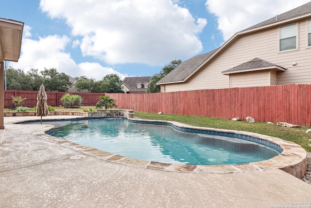 5514 Waldon Walk, San Antonio, TX 78261 - view of swimming pool featuring a fenced backyard and a patio