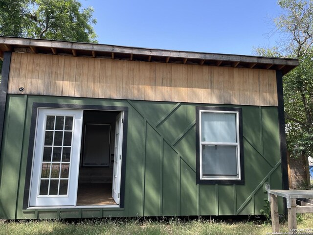 837 Denver, New Braunfels, TX 78130 - view of property exterior featuring an outdoor structure