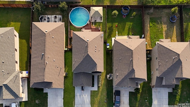 927 Lambshead Draw, San Antonio, TX 78245 - aerial perspective of suburban area featuring a pool area