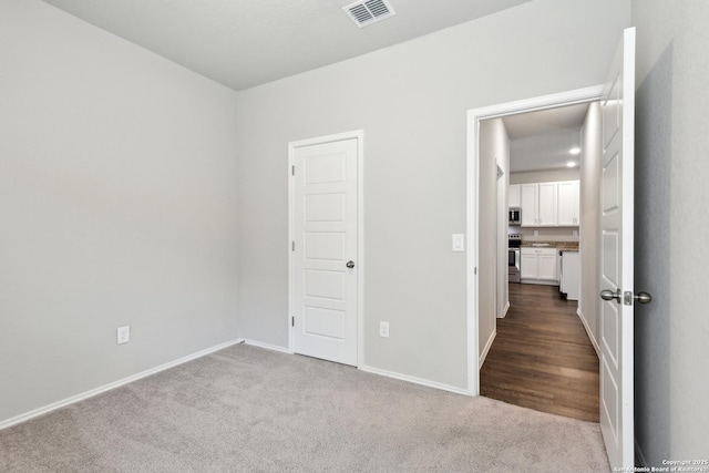 7150 Pisces, Converse, TX 78109 - unfurnished bedroom featuring carpet flooring and baseboards