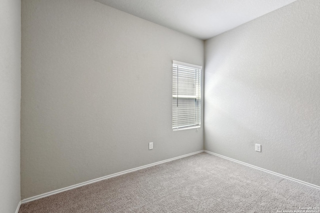 7150 Pisces, Converse, TX 78109 - carpeted empty room with baseboards