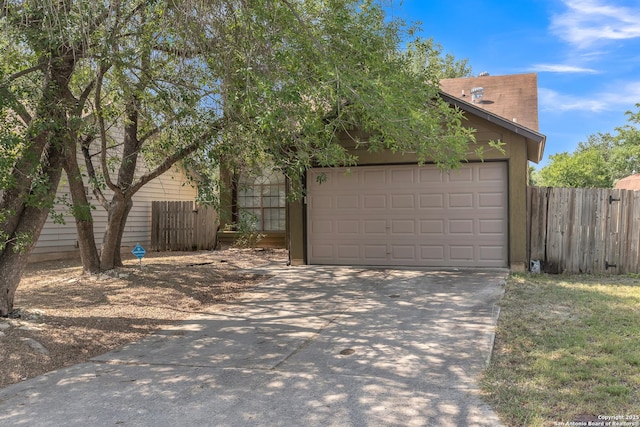 10222 Canton Fld, San Antonio, TX 78245 - garage featuring driveway