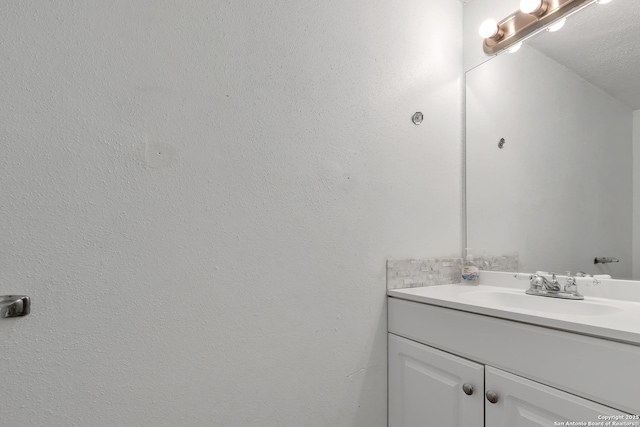 10222 Canton Fld, San Antonio, TX 78245 - bathroom featuring vanity