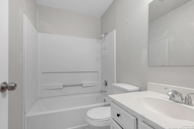 10222 Canton Fld, San Antonio, TX 78245 - full bath with vanity, toilet, and shower / washtub combination