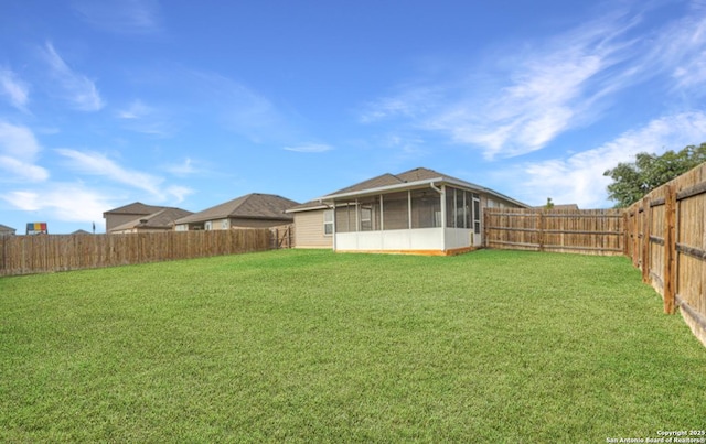 920 Bexley Dr, Seguin, TX 78155 - view of yard featuring a sunroom