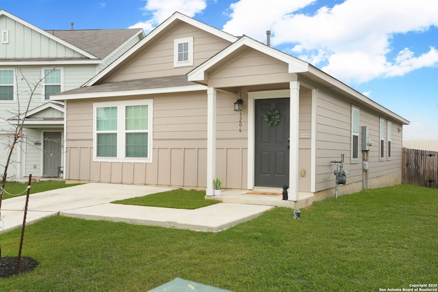 1206 Kiskadee Way, San Antonio, TX 78245 - view of front of house with board and batten siding and roof with shingles