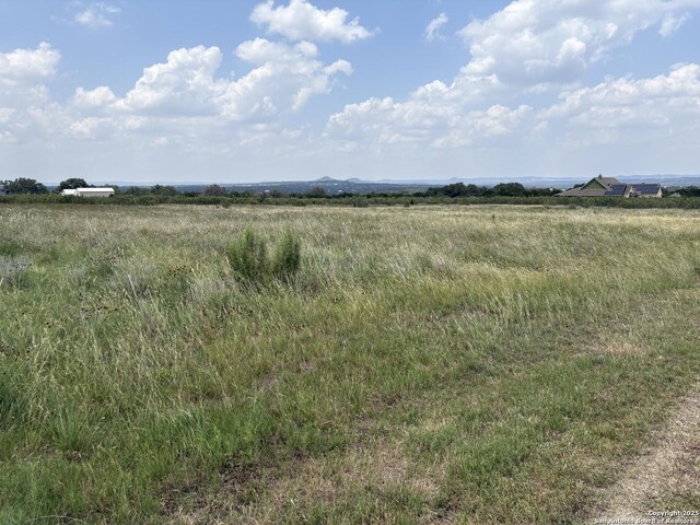 717 Palomino Spgs, Bandera, TX 78003
