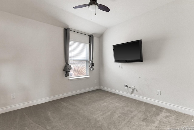 122 Braeburn, Boerne, TX 78015 - carpeted spare room featuring baseboards, a ceiling fan, and vaulted ceiling
