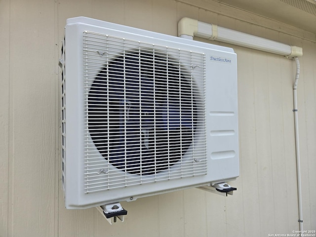11002 Colt Chase, San Antonio, TX 78254 - detailed view of ac unit