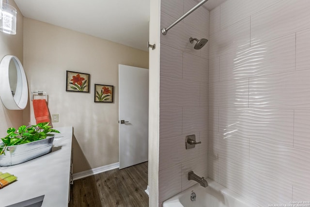 8537 Classic Oaks Ln, San Antonio, TX 78255 - full bathroom featuring shower / washtub combination, wood finished floors, baseboards, and vanity