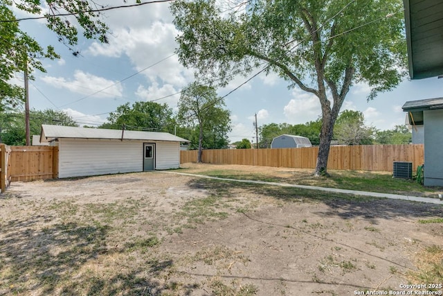 602 John Page, San Antonio, TX 78228 - fenced backyard with central air condition unit