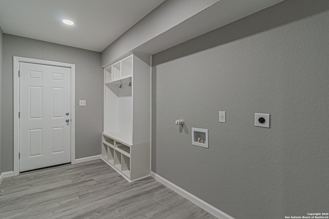 4935 Bartmer Ave, San Antonio, TX 78228 - mudroom featuring light wood finished floors and baseboards